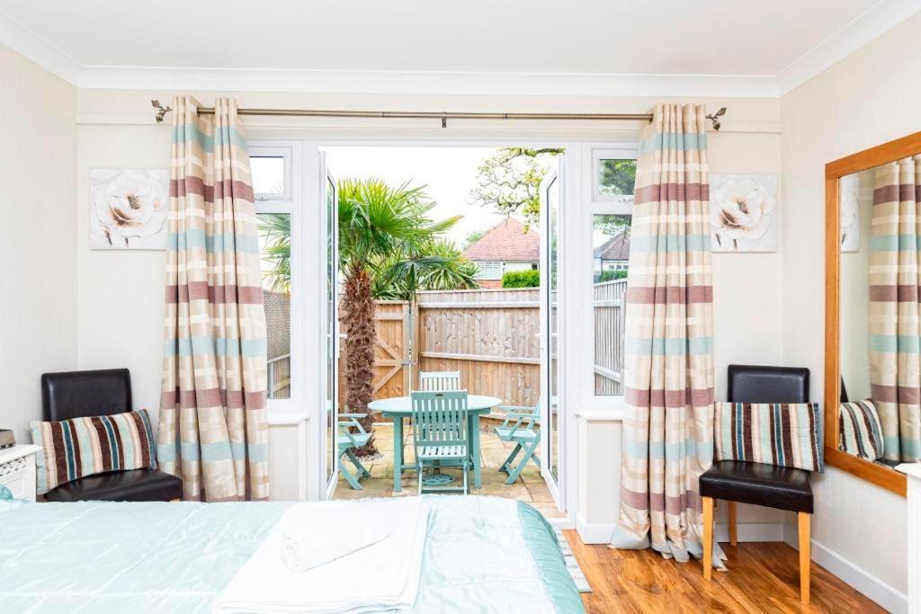 Bournecoast: Lovely Annex With Patio Nr Beach-5286 บอร์นมัธ ภายนอก รูปภาพ